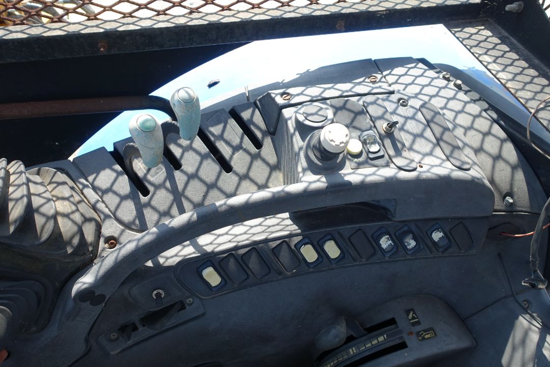 2010 NEW HOLLAND T6030 - Image 20